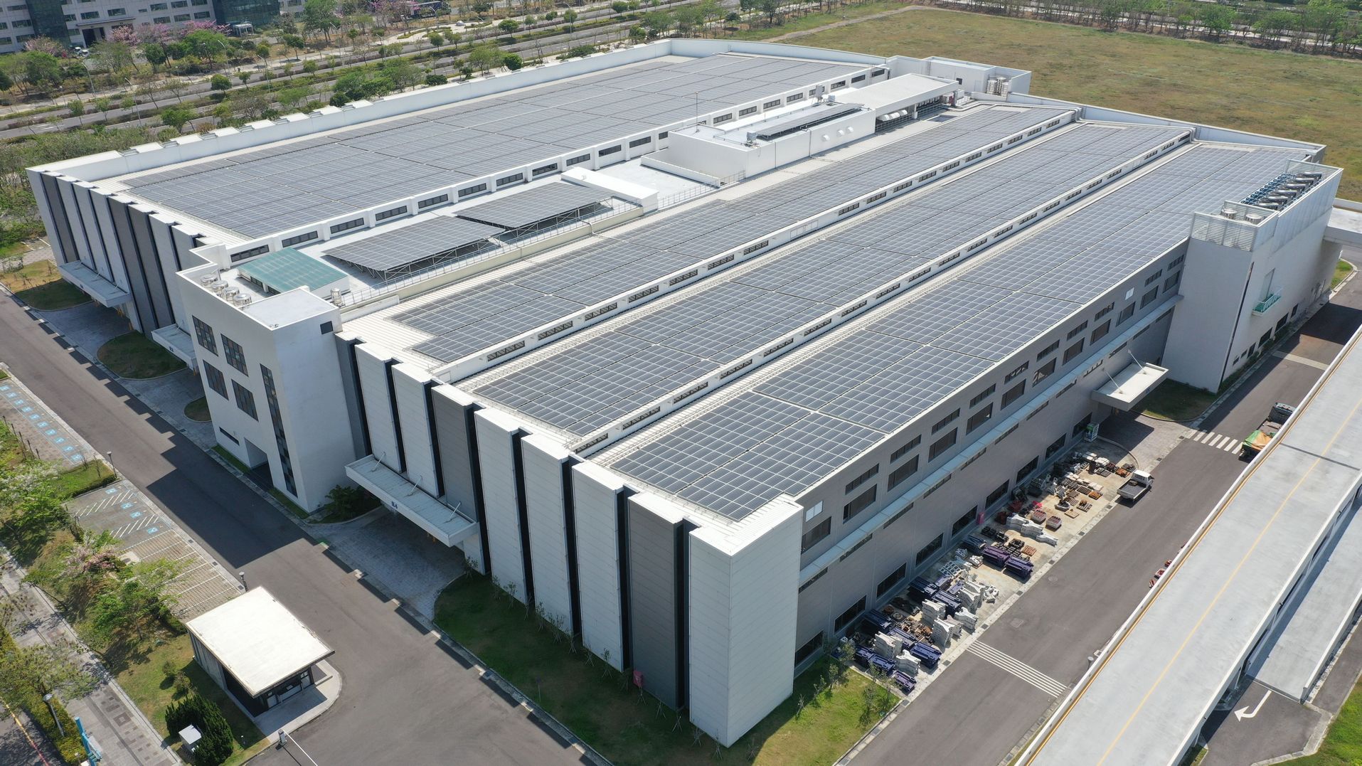 >Industrial Buildings Projects